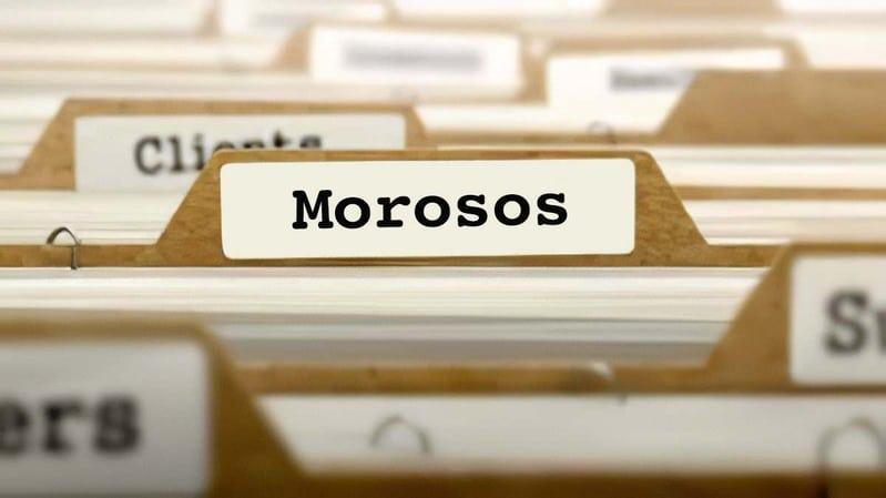 Indemnización por incluir en ficheros de morosos a pesar de que habían saldado su deuda